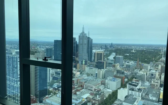 墨大 RMIT city中心 高层view超大户型 0