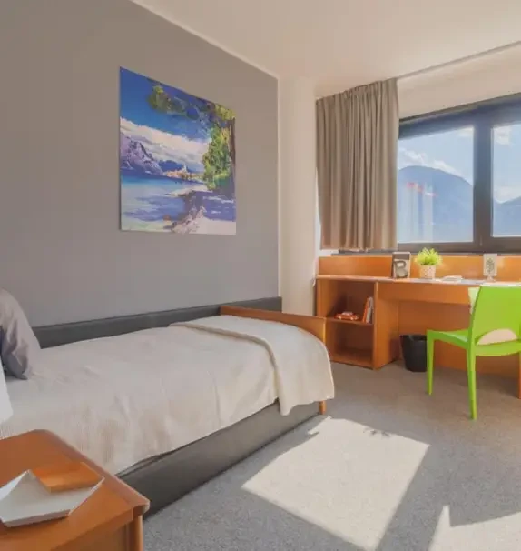 Ensuite single bedroom in North Trento