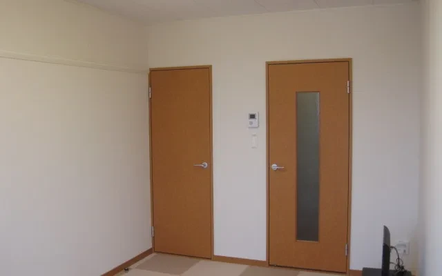 レオパレスＫ　ｓ - Shimizu Town Sunto District student accommodation - 201号房间(带独立厨房)