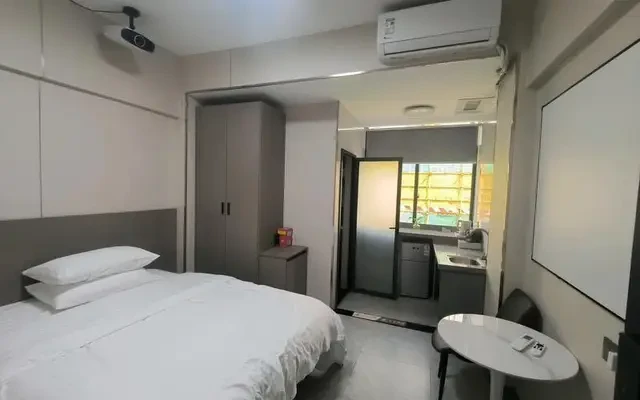 Meet You Apartment 0