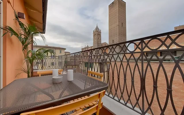 Via Francesco Rizzoli 1