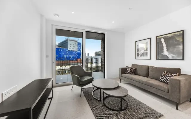 Georgette Apartments, E1 0