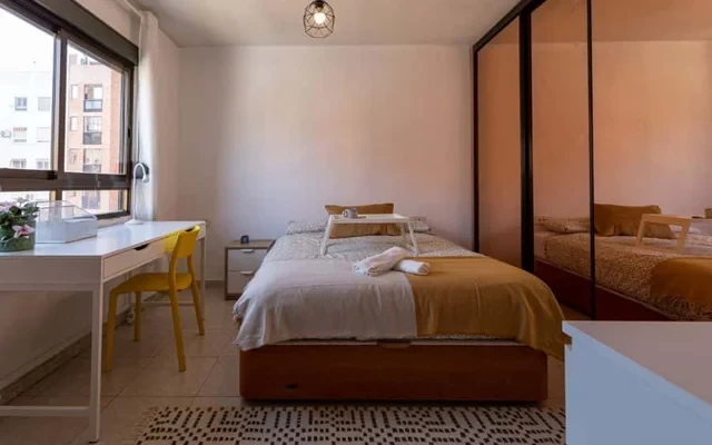 Piso de 4 habitaciones en Algiros 1
