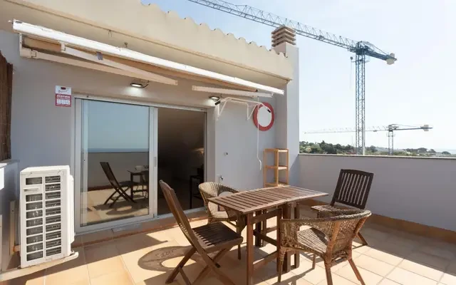 apartment near Carrer 8 De Març 0