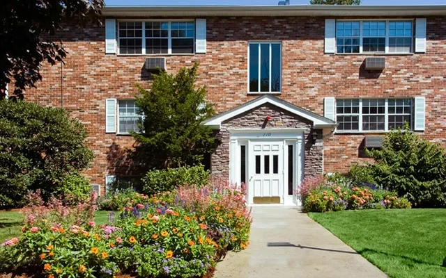 Ridgecrest Village 0