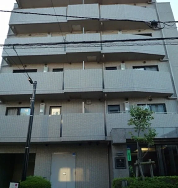 Loople Shinjuku Nishi-Ochiai Nanaban-kan 302