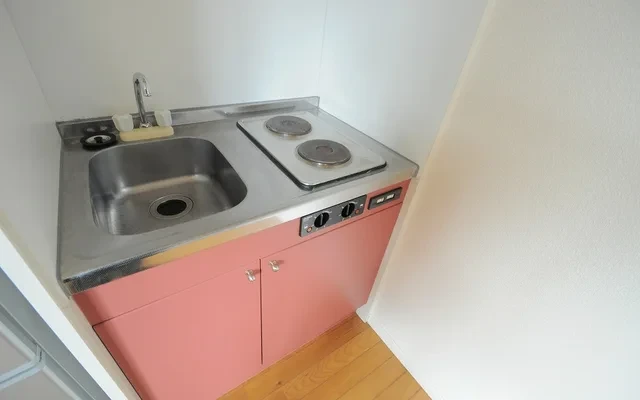 レオパレスマキシム - 三養基郡基山町の学生向け宿泊施設 - 203号房间(带独立厨房)