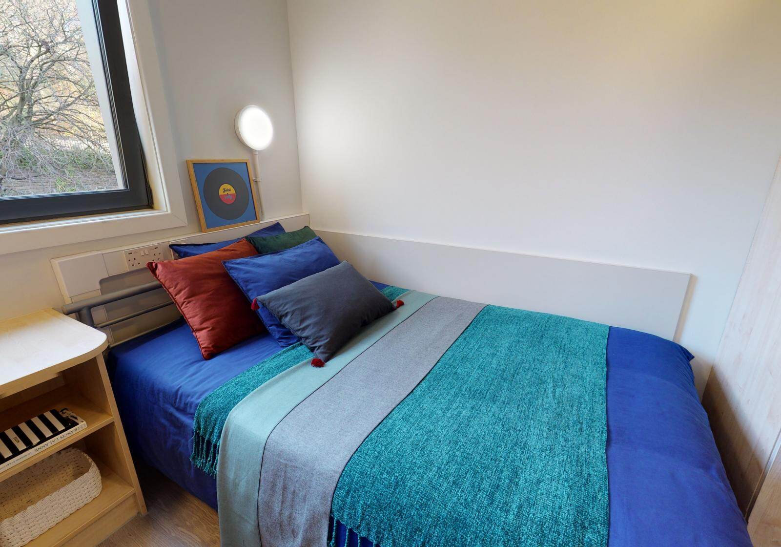 Silver En Suite Plus