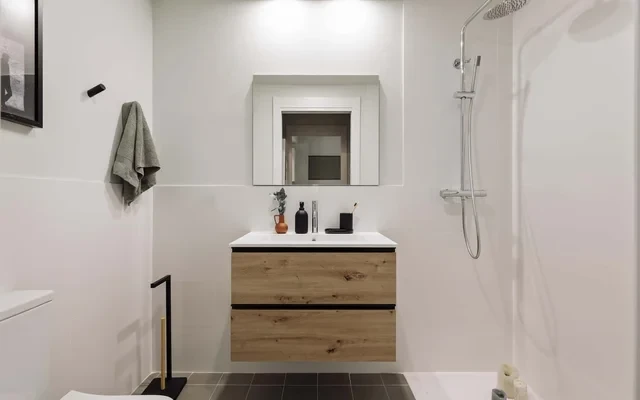 Yaki - 2 bedrooms and balcony in Eixample Dreta 3