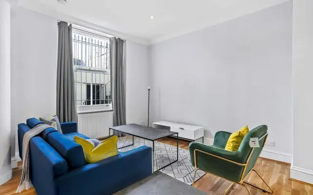 Queen's Gate Terrace, South Kensington, London, SW7 5PE 4