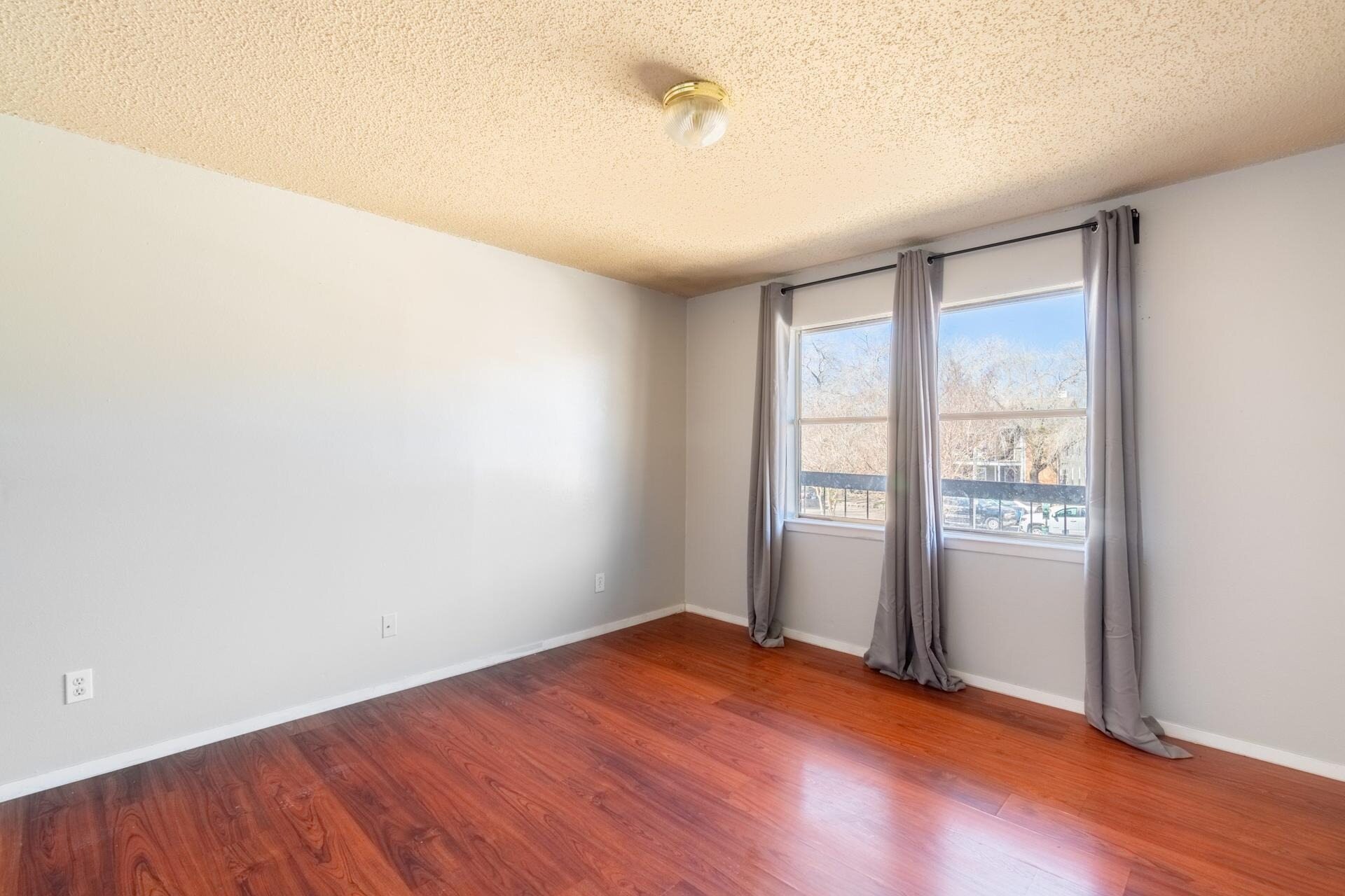 2 Bed 2 Bath Queenroom A  w/ Private Bathroom