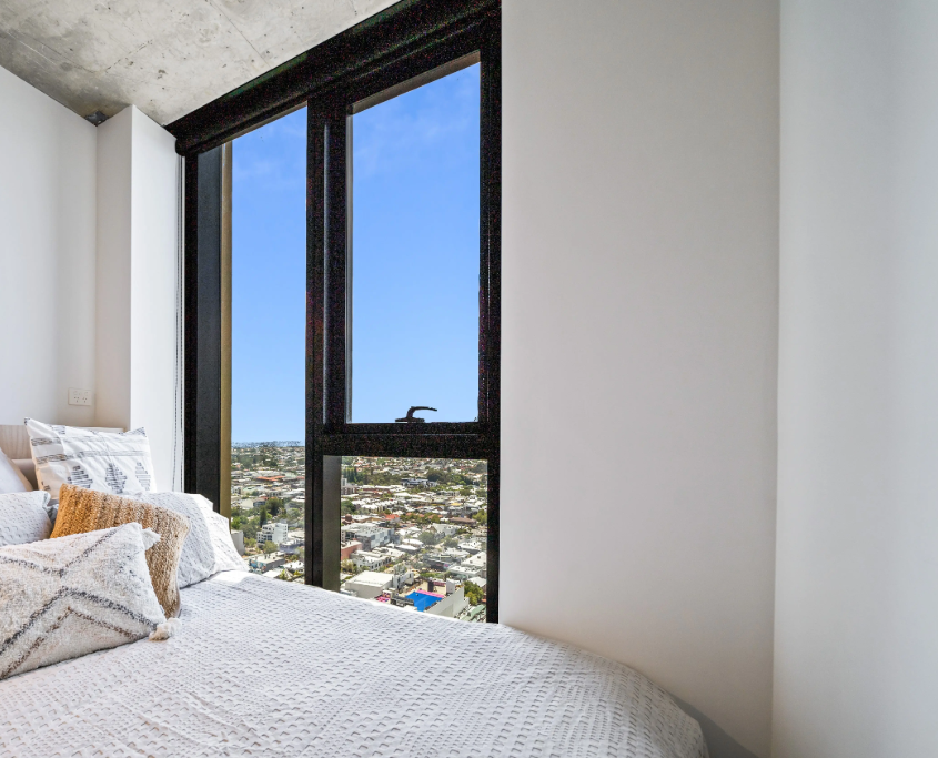 Panoramic Cosy 2 Bed Apartment  (33-38)