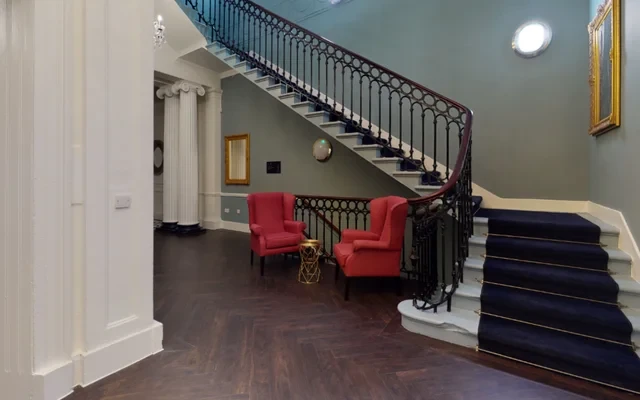 iQ Elliott House 2