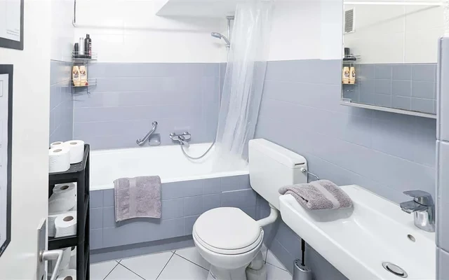 Room in Endersbacher Straße, Stuttgart for 60 m² with 4 bedrooms 3