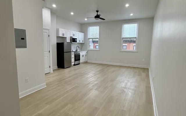 UCA - 3921 Pine Street 3