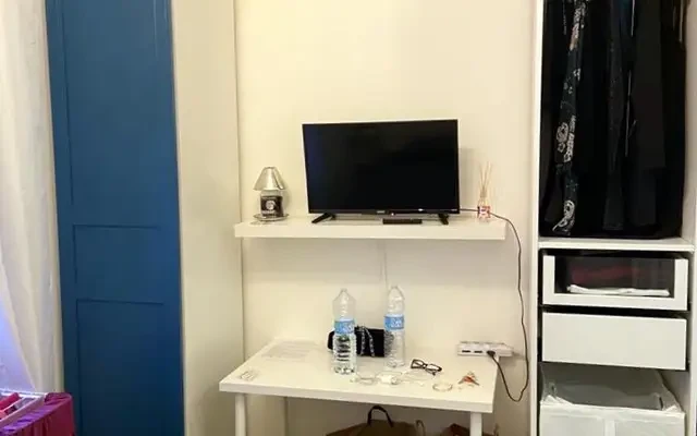 GUEST ROOM 1