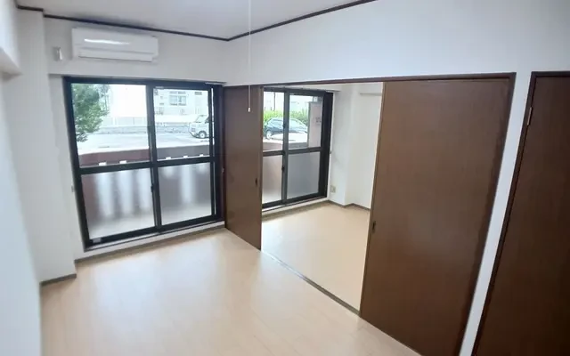 ニュー・コンフォートヴィラ 1階 – Studentenunterkunft in Urasoe – 1階 - 1LDK