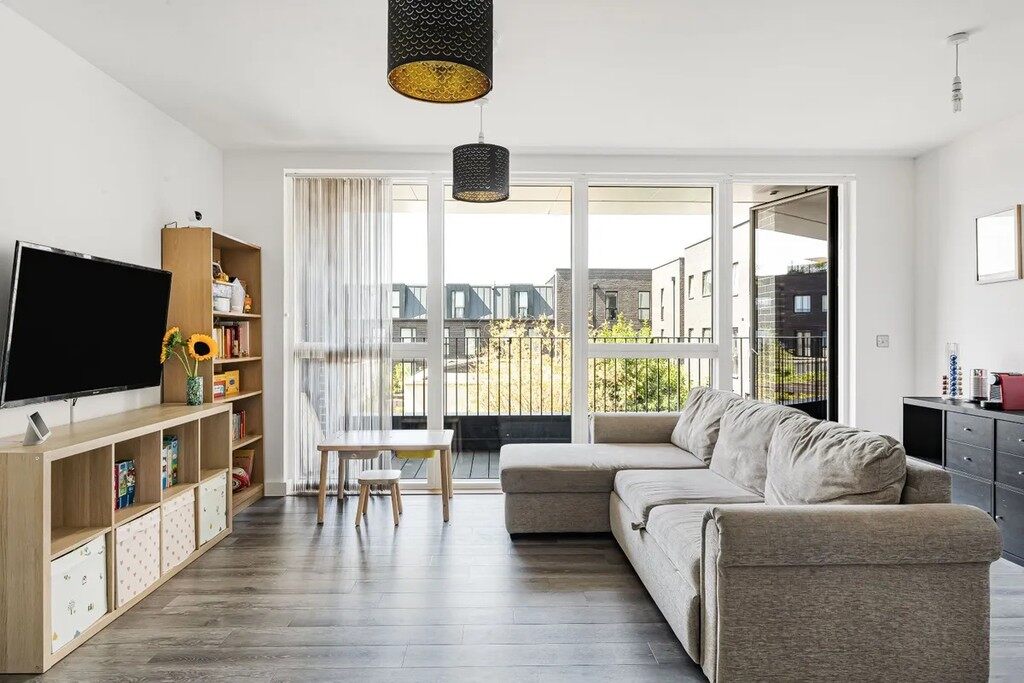 LH-Hyett Court 2