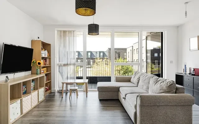 LH-Hyett Court - London student accommodation