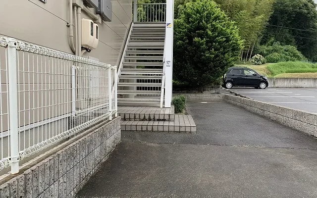レオパレス住吉 2