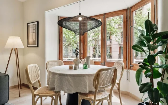 Izabal - 3 bedrooms and office in Eixample Esquerra 2