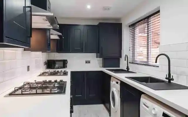 6 Weardale road, L15 4
