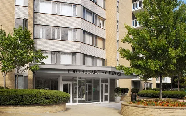 Barclay on Beacon - Brookline student accommodation