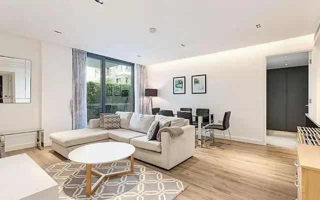 Cashmere House, 37 Leman Street, Aldgate, London, E1 8PT 0