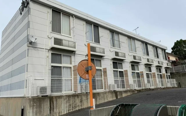 レオパレスフォンターナ 0