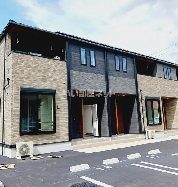 ウェルリッチ柿原 Ⅱ 101号室