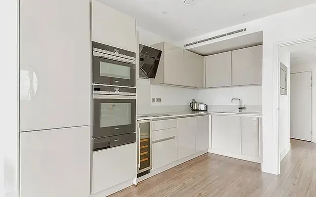 Wiverton Tower, New Drum Street, Aldgate, London, E1 7AT 2