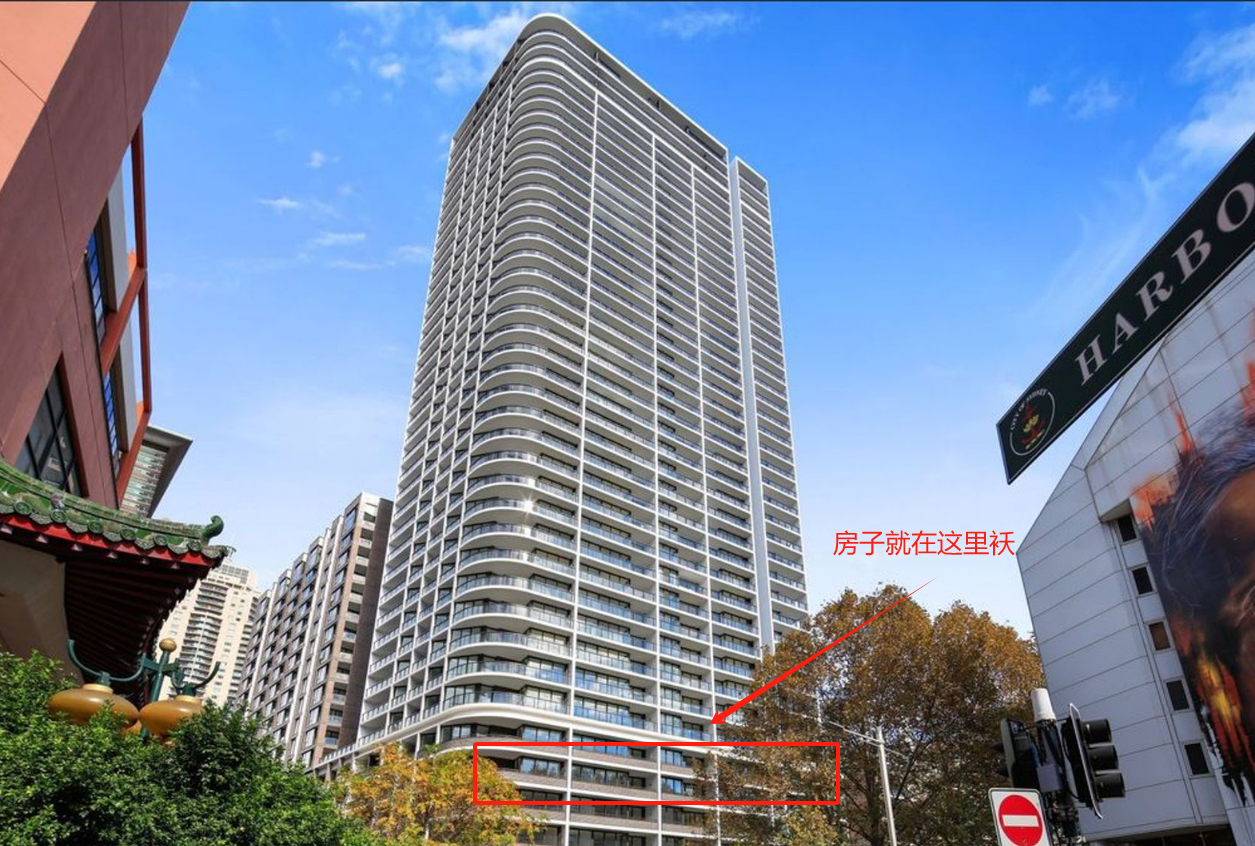 81 Harbour St