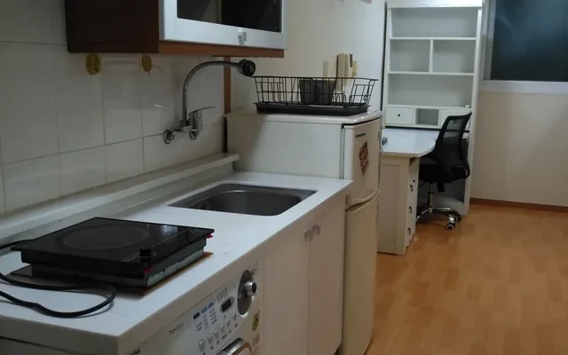 Sinchon No.7 Apartment 2