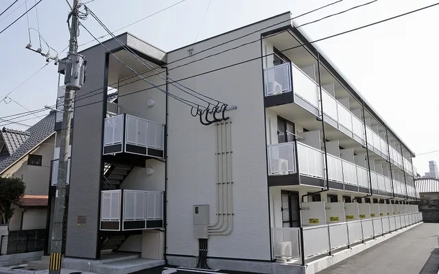 レオパレスサンセリテ 4