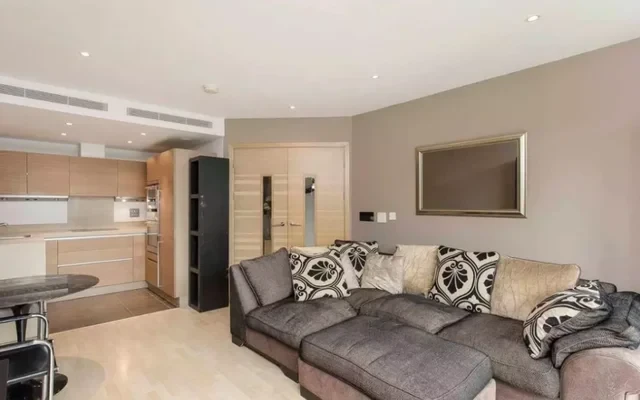 LH-Oswald Building 0