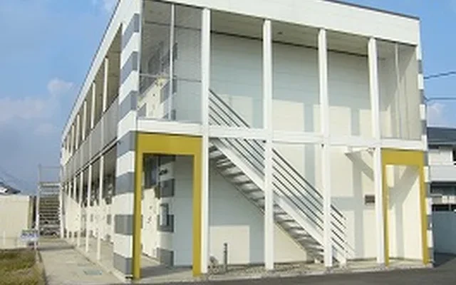 レオパレスあたご 3