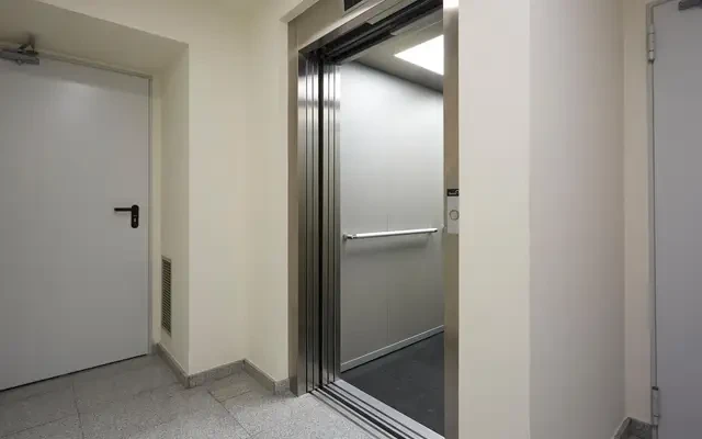 apartment near Carrer Industria 2