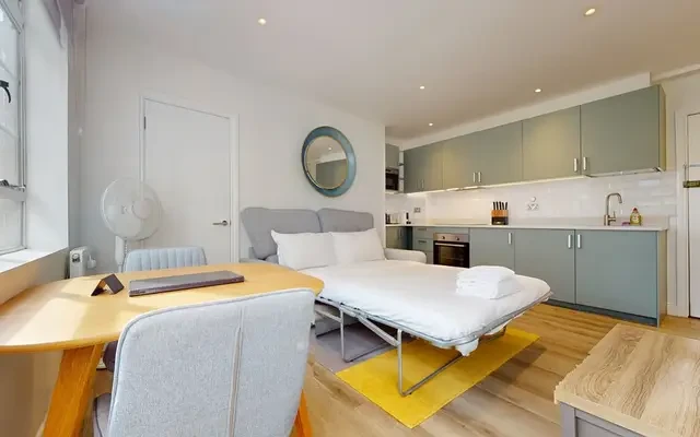 Sloane Avenue 11421# 1