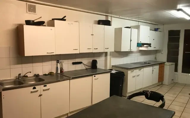Nice private single bedroom in a Student House 113 4