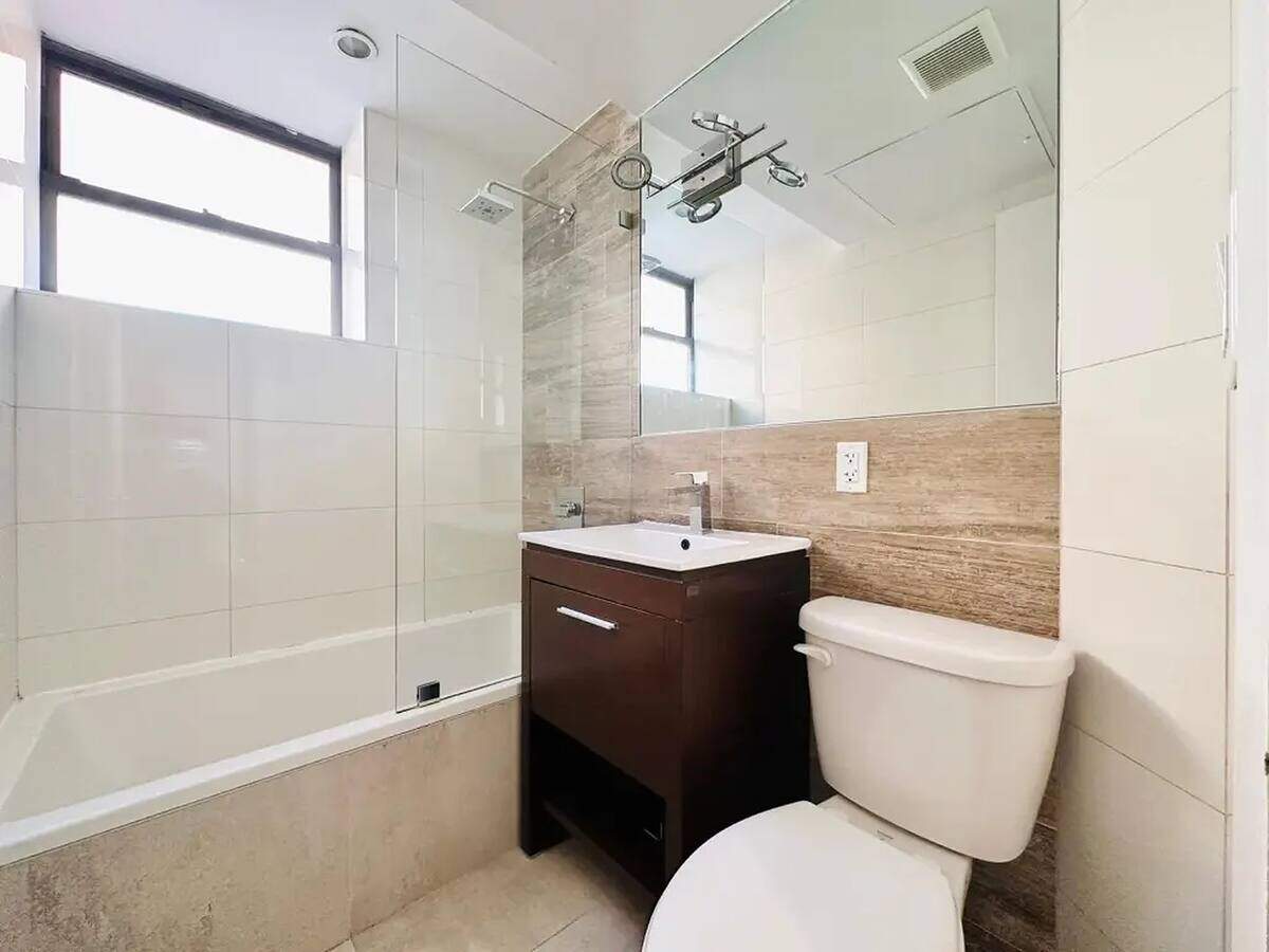448 empire boulevard, Brooklyn 3