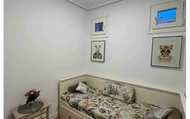 Apartment in Calle del Meson de Paredes, Madrid for 40 m² with 2 bedrooms 2
