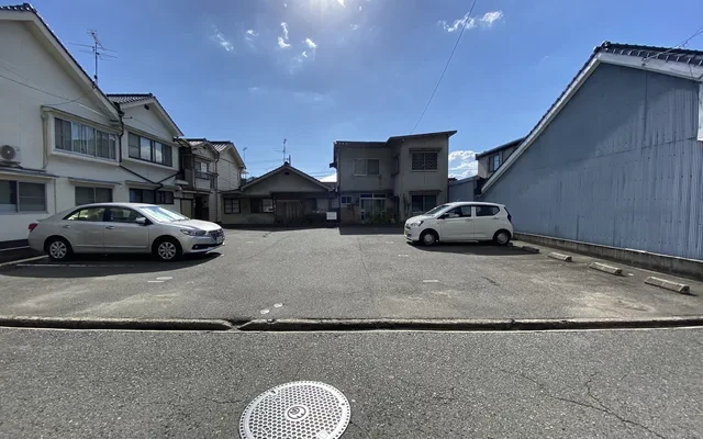 レオパレスコスモ 3