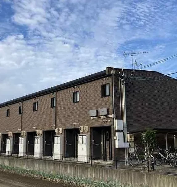 レオパレス岐阜村前