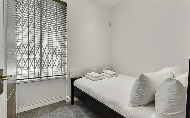 Goodge Place 12214# 4