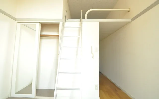 レオパレスプレミール 3