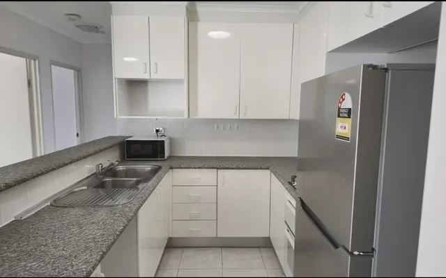 255-271 Anzac Pde 2