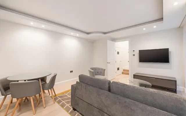 Rosary Gardens, South Kensington, London, SW7 4NH 4