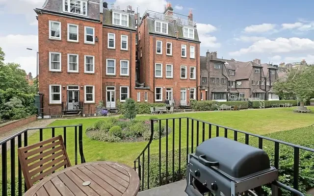 Ormonde Gate, London, SW3 4EU 3