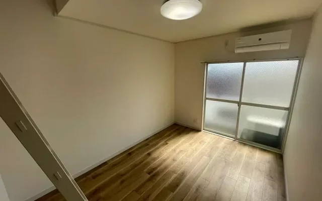 AP681 Bell House 203 2