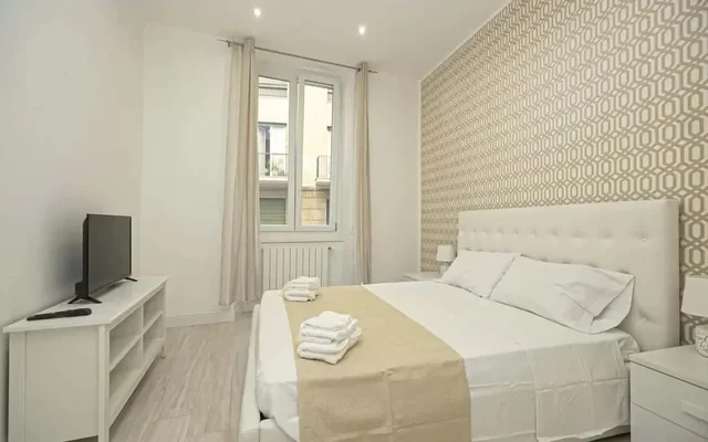Stylish 3-bed flat near the Genoa Aquarium 2